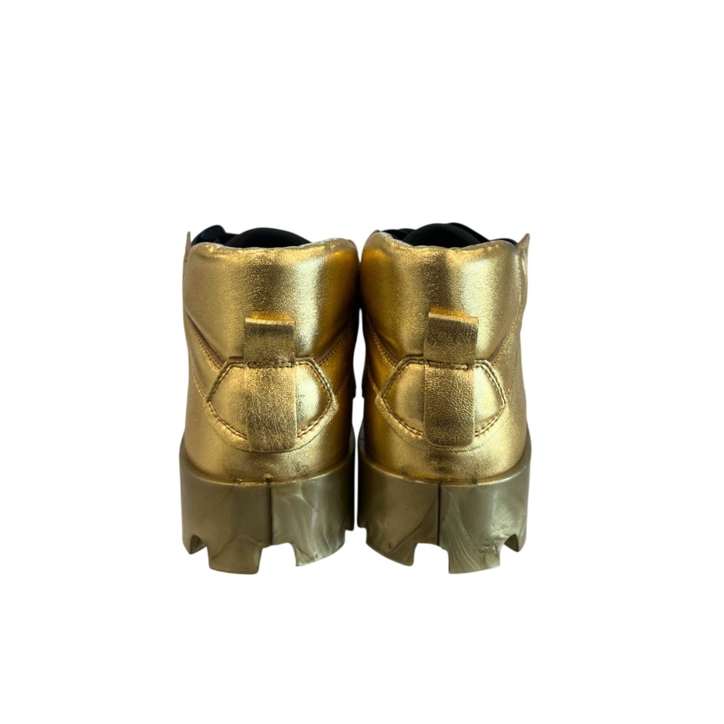 Rbrsl Tennised